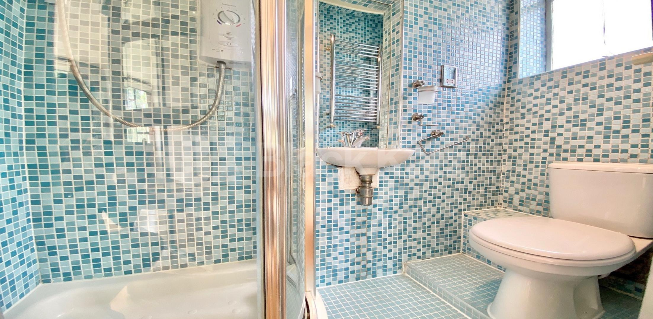 			VIRTUAL TOUR AVAILABLE!, 2 Bedroom, 1 bath, 1 reception Apartment			 Cruikshank Street, ANGEL-KINGS CROSS